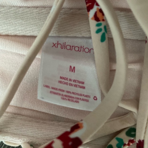 Xhilaration Swim Target Floral Swimsuit - Picture 4 of 8